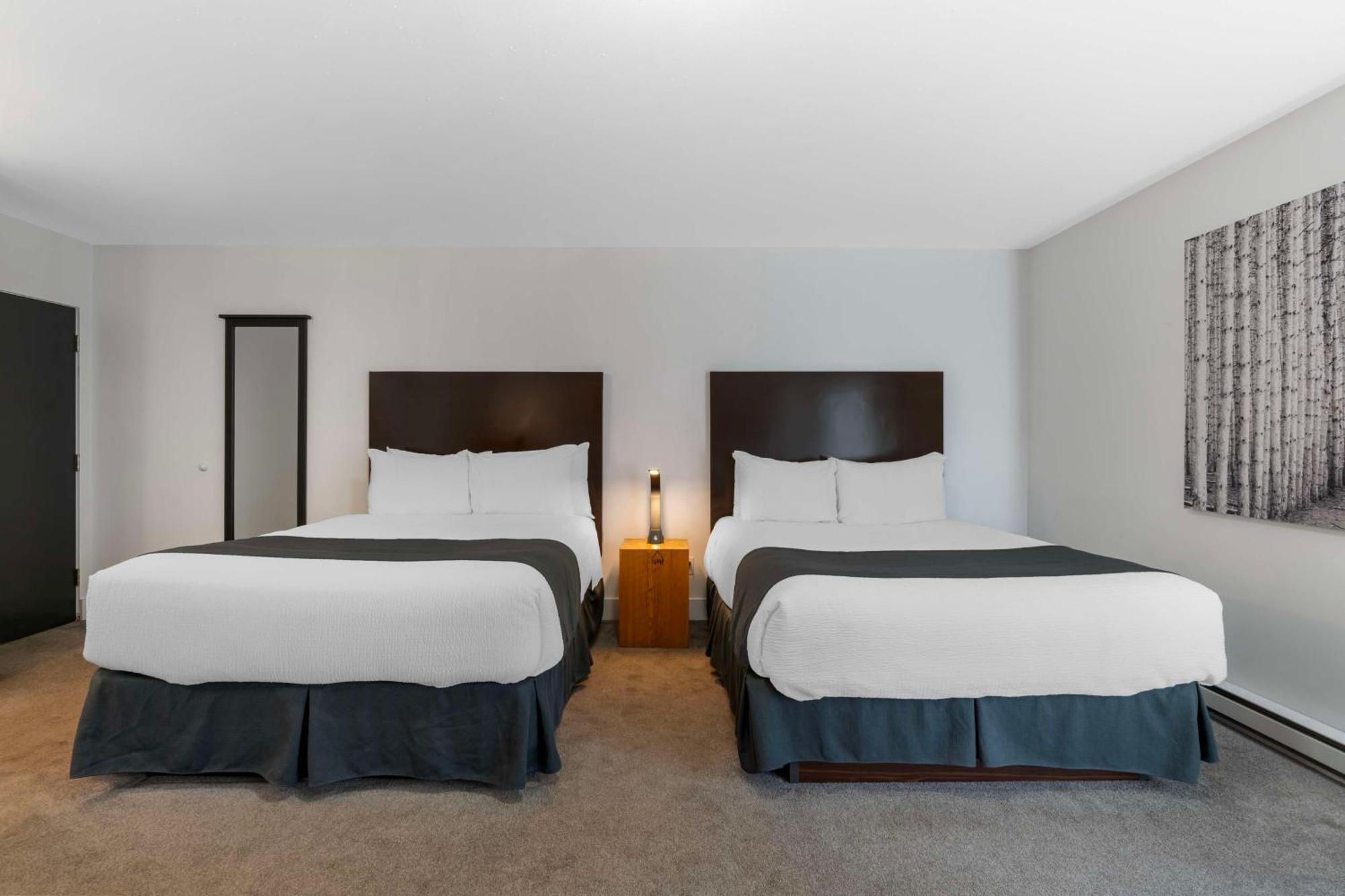 Stoke Hotel Surestay Collection By Best Western Revelstoke Exterior foto