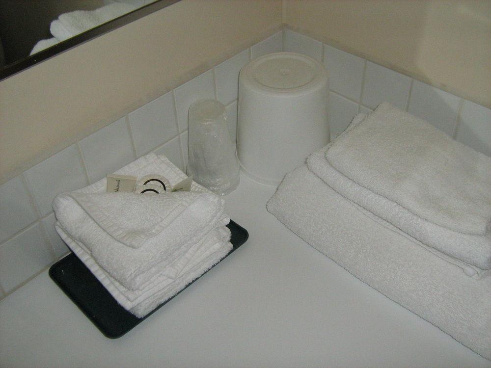 Stoke Hotel Surestay Collection By Best Western Revelstoke Exterior foto